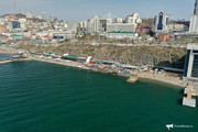 На набережной Владивостока мужчина пошёл купаться пьяным и утонул